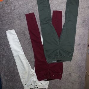 3 american eagle regular high waisted jeans.